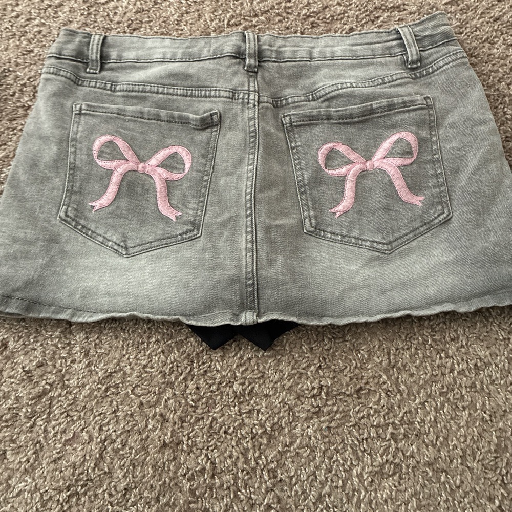 Charlotte Russe Gray Denim Skirt with Pink Bow Accents